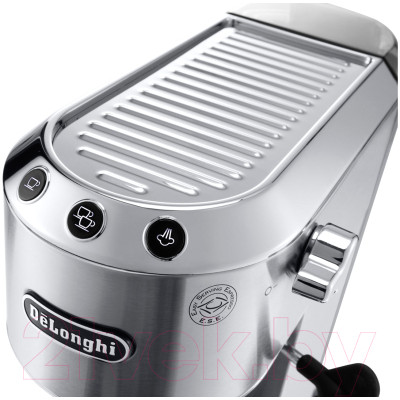 Кофеварка эспрессо DeLonghi Dedica EC685.M