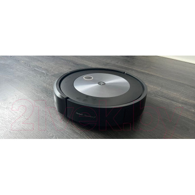 Робот-пылесос iRobot Roomba j7 Plus