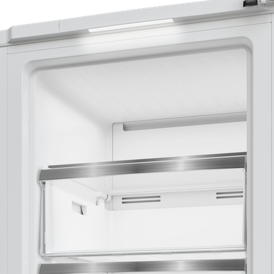 Морозильник Hotpoint HFZ 6185 W