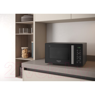 Микроволновая печь Hotpoint MWHA 253 B